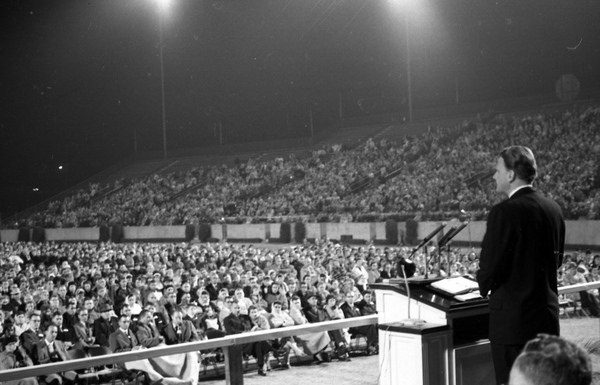 Billy Graham speaking in Florida, February 1961. 