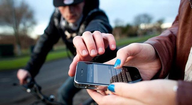 https://www.whatmobile.net/