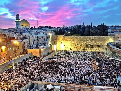Shavuot celebration, Jerusalem