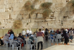 Back in the land for good: Jews praying at the Western Wall