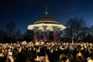 Vigil for Sarah Everard, 13 March 2021 (alamy.co,
